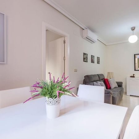 Apartamento Calle Sierpes Sevilla Bagian luar foto