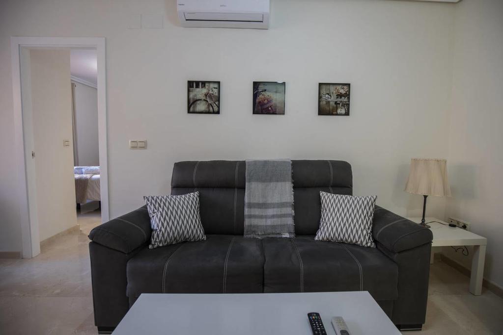 Apartamento Calle Sierpes Sevilla Bagian luar foto